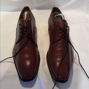 Elegant Brown Leather Men's Oxfords